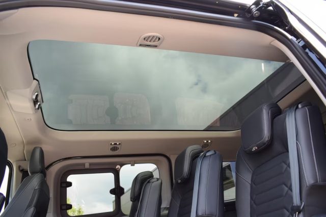 FORD Tourneo Custom usata, con Servosterzo