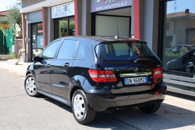 MERCEDES-BENZ B 180 usata, con Cerchi in lega