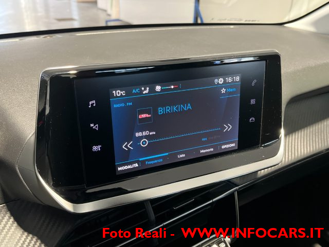 PEUGEOT 208 usata, con Touch screen