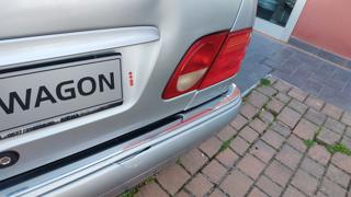 MERCEDES-BENZ E 200 usata, con Bracciolo