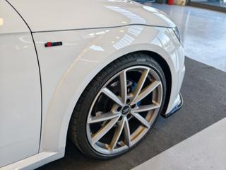 AUDI TT usata, con Autoradio