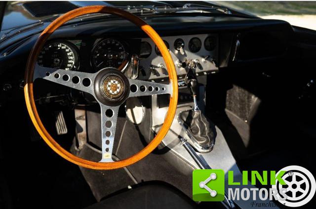 JAGUAR E-Type usata 8