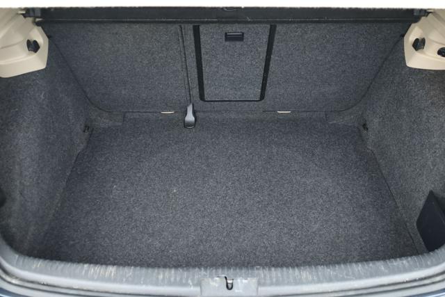 VOLKSWAGEN Golf usata, con Climatizzatore automatico, 2 zone