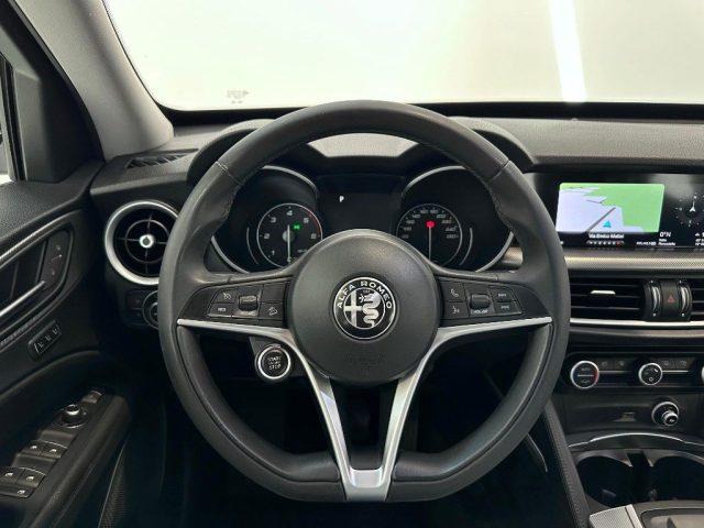 ALFA ROMEO Stelvio usata, con Cerchi in lega