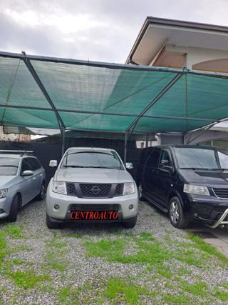 NISSAN Navara usata, con Alzacristalli elettrici