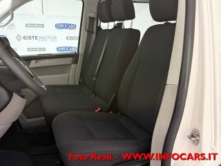 VOLKSWAGEN Caravelle usata, con Autoradio