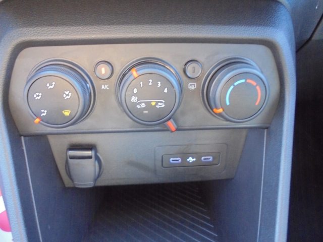 DACIA Sandero usata 32