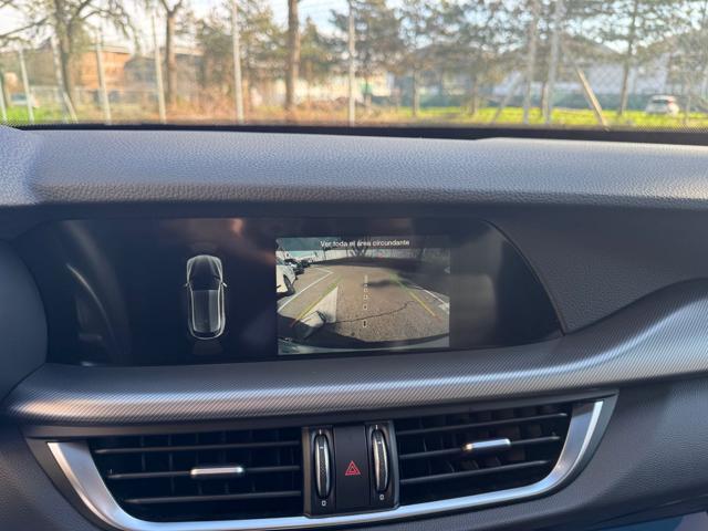 ALFA ROMEO Stelvio usata, con Controllo automatico clima