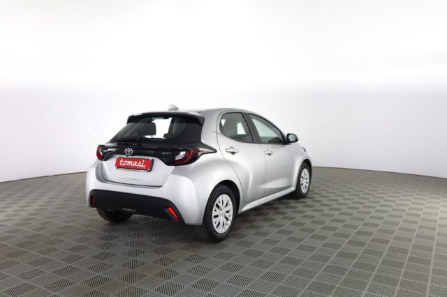 TOYOTA Yaris usata 3