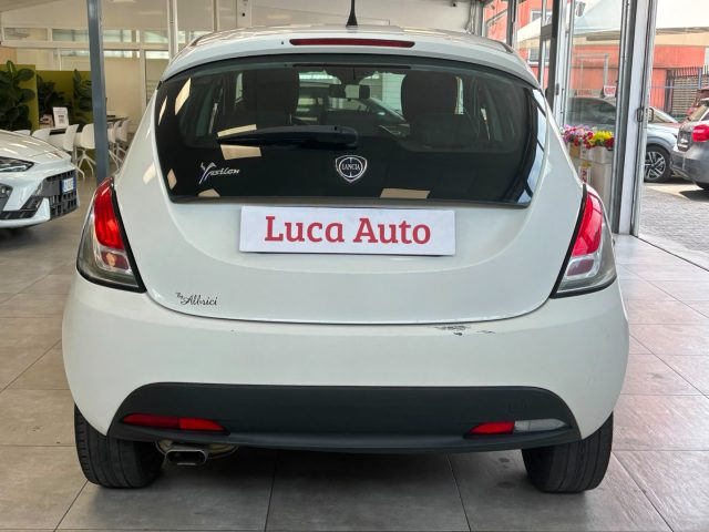 LANCIA Ypsilon usata, con Autoradio