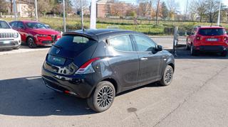 LANCIA Ypsilon usata, con USB