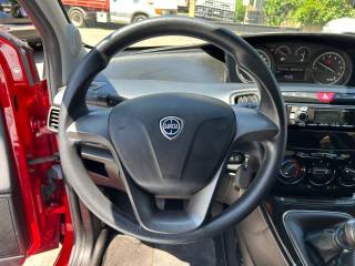 LANCIA Ypsilon usata, con Controllo trazione