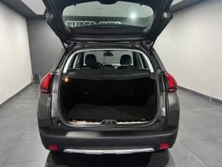 PEUGEOT 2008 usata, con Controllo automatico clima
