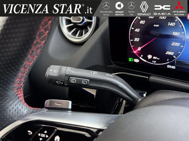 MERCEDES-BENZ GLA 180 usata, con Volante in pelle