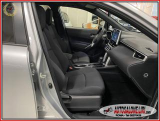 TOYOTA Corolla Cross usata, con Servosterzo