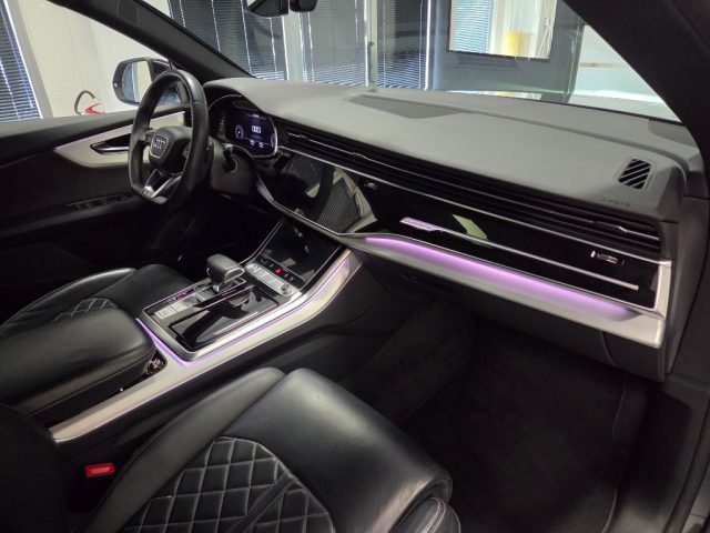 AUDI Q8 usata, con Specchietti laterali elettrici