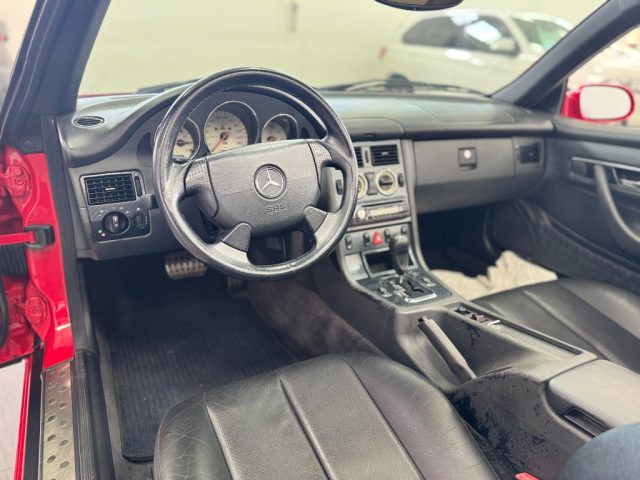 MERCEDES-BENZ SLK 200 usata, con Cronologia tagliandi