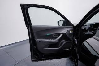 PEUGEOT 2008 usata, con Climatizzatore