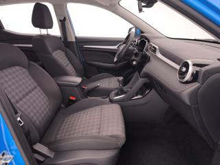 MG ZS usata, con Luci diurne