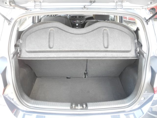 HYUNDAI i10 usata, con USB