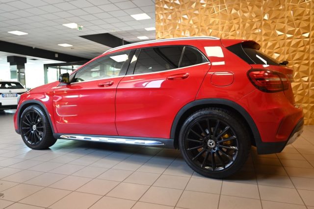 MERCEDES-BENZ GLA 200 usata 81