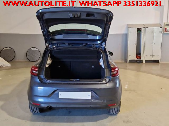RENAULT Clio usata, con Autoradio