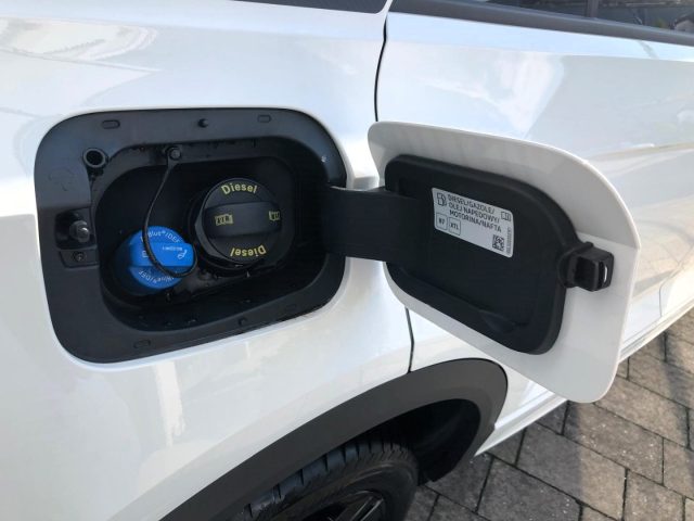 VOLKSWAGEN T-Roc usata, con Freno di stazionamento elettrico