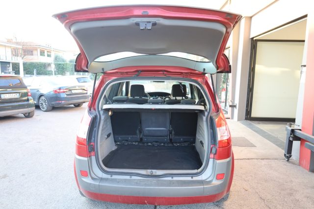 RENAULT Scenic usata 52