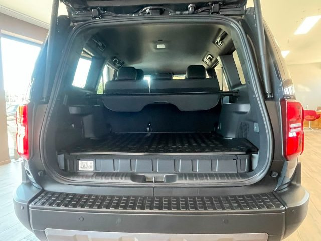 TOYOTA Land Cruiser usata, con ESP