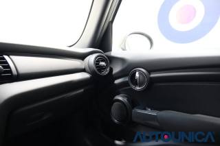 MINI One usata, con Luci diurne