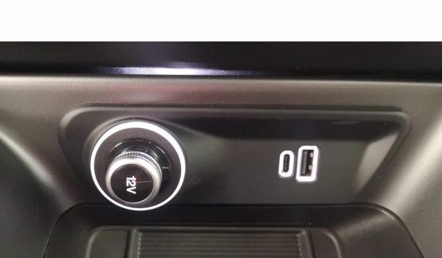 ALFA ROMEO Tonale usata, con Sedile posteriore sdoppiato