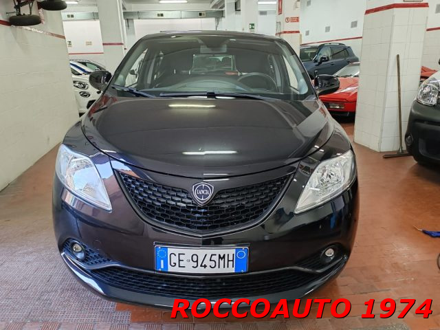 LANCIA Ypsilon usata, con Airbag