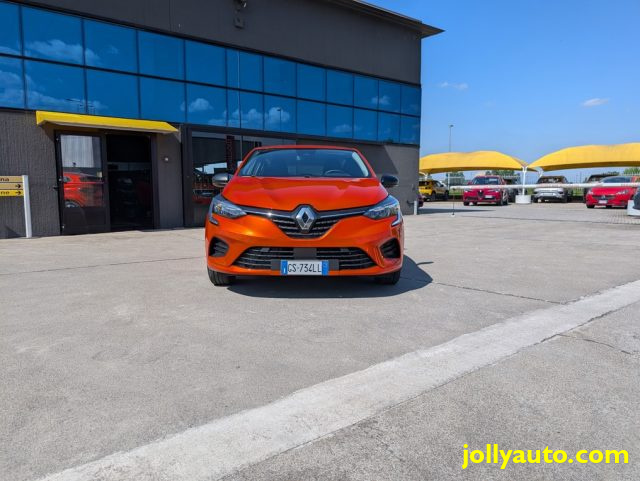 RENAULT Clio usata, con Bluetooth
