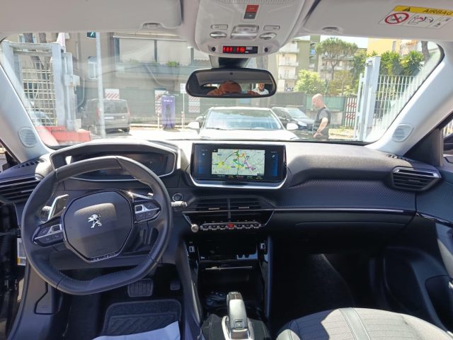 PEUGEOT 2008 usata, con Autoradio