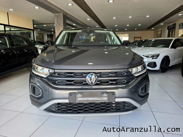 VOLKSWAGEN T-Roc usata, con Airbag