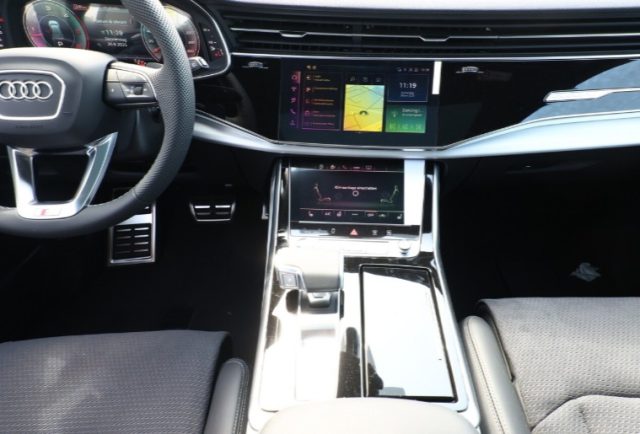 AUDI Q8 usata, con Controllo trazione
