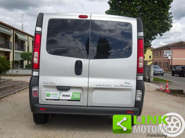 OPEL Vivaro usata, con Autoradio