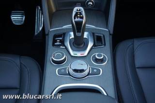 ALFA ROMEO Stelvio usata, con Airbag testa