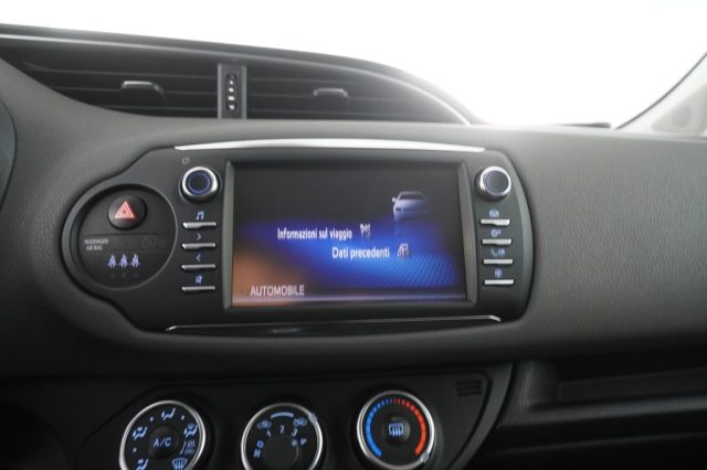 TOYOTA Yaris usata 14