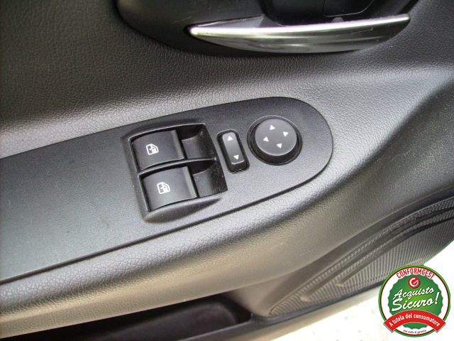 LANCIA Ypsilon usata, con Specchietti laterali elettrici