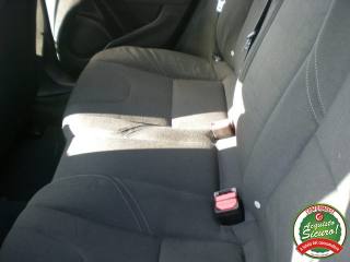 VOLVO V40 Cross Country usata, con Specchietti laterali elettrici