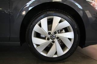 VOLKSWAGEN Golf usata, con Volante in pelle