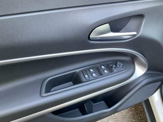 JEEP Avenger usata, con Cruise Control
