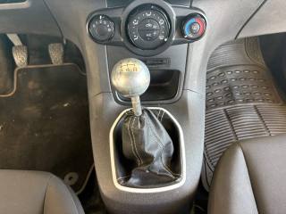 FORD Fiesta usata, con USB