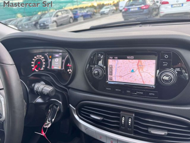 FIAT Tipo usata, con Controllo automatico clima