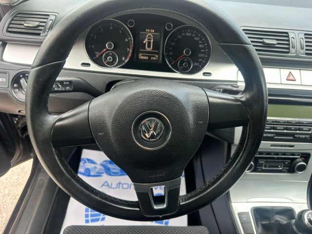 VOLKSWAGEN Passat usata, con Controllo trazione