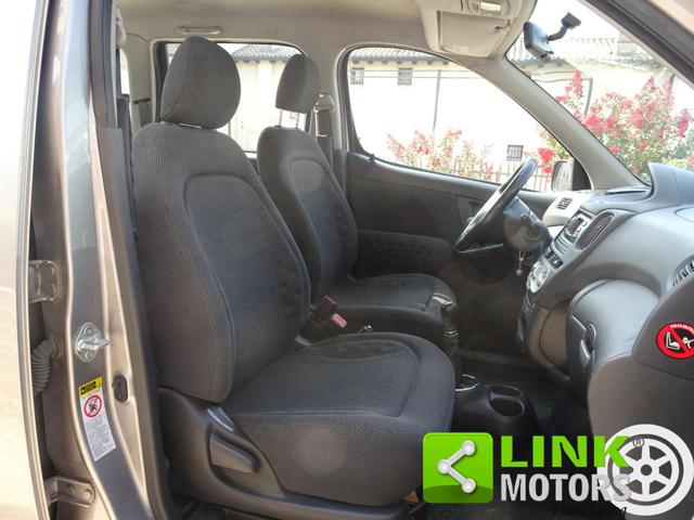 TOYOTA Yaris usata, con Airbag Passeggero
