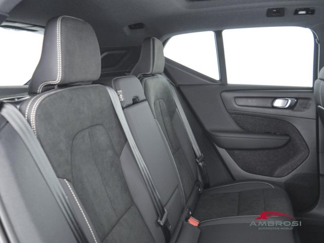 VOLVO XC40 usata 10
