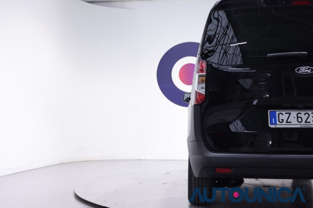 FORD Tourneo Courier usata 41