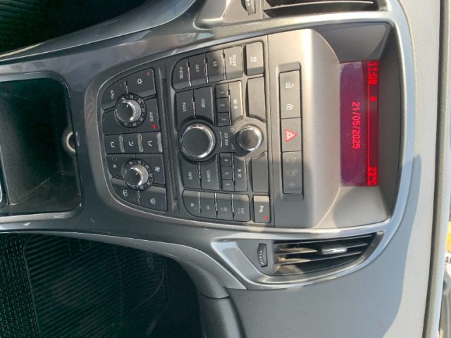 OPEL Astra usata, con Fendinebbia